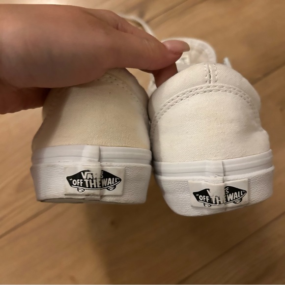 old skool vans - size US 6.5 womens - Picture 3 of 4